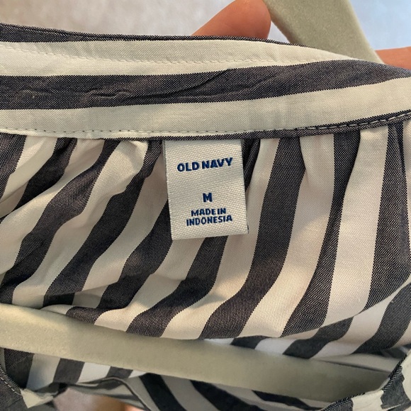 Old Navy | White and Blue Striped Blouse | M - Picture 4 of 4